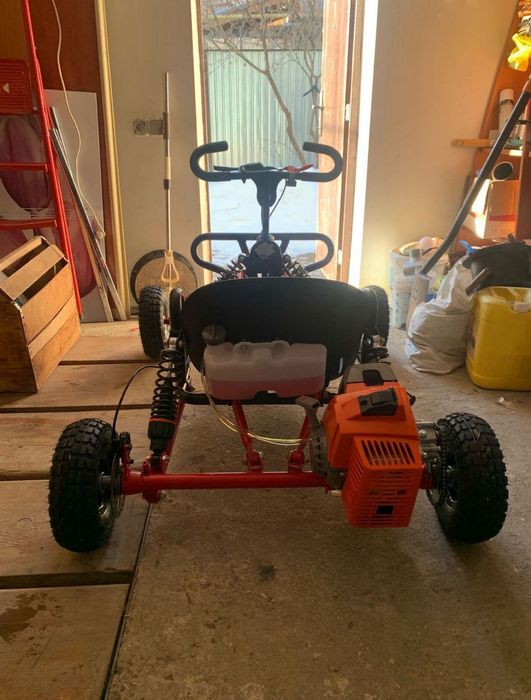 Продам бензиновый картинг