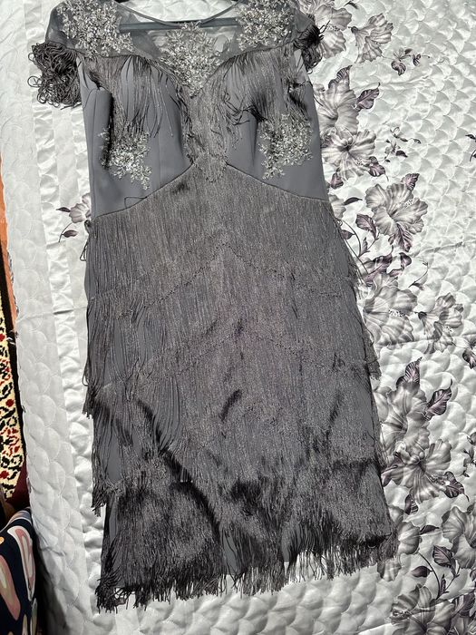 Продам шикарное платье