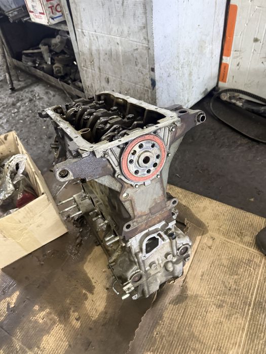 Продам двигатель от приора 126 движок