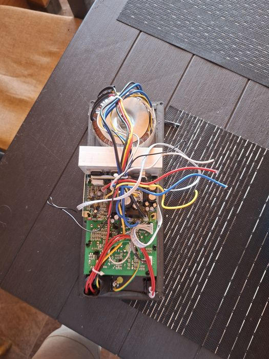 Amplificator boxa activa