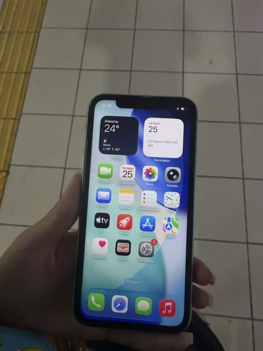 Iphone 11 в хорошем состоянии
