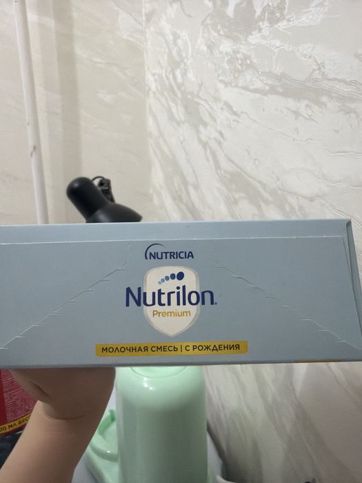Продам смесь Nutrilon premium 1