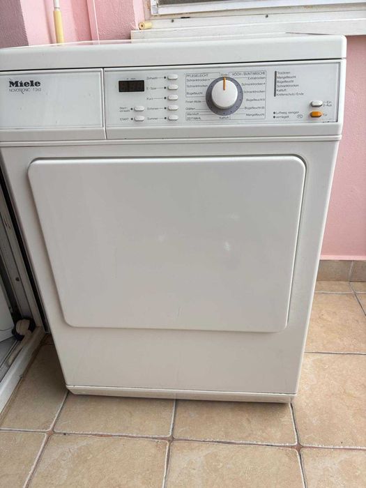 Masina de uscat haine