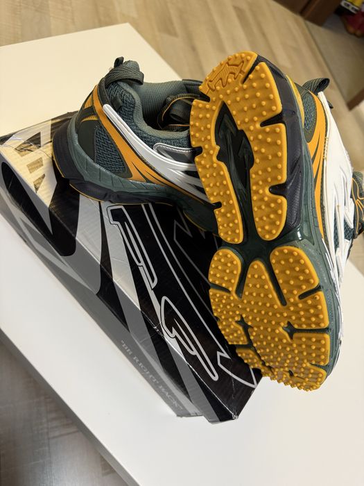 Adidasi Off White Be Right Back