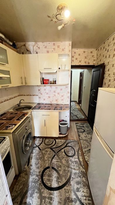 Kvartira qizlarga 1 ta qiz kerak 1 mlndan