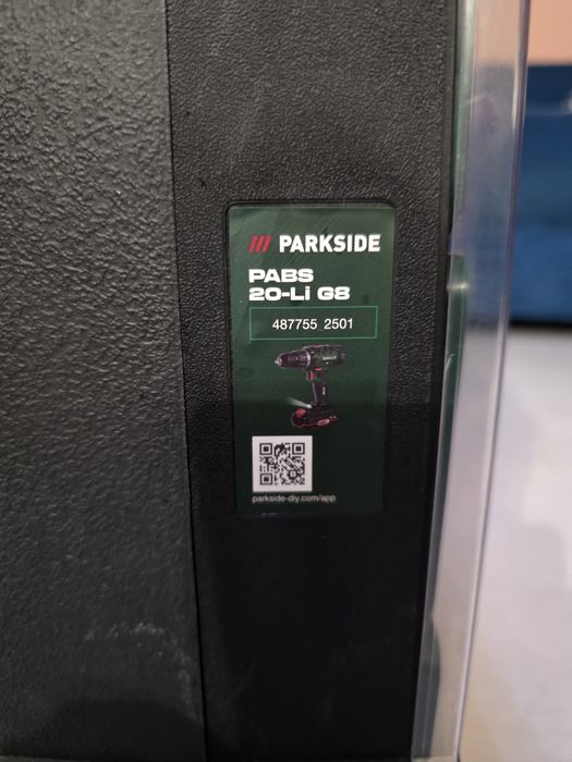 Parkside -пробивен винтоверт с 2 батерий и зарядно