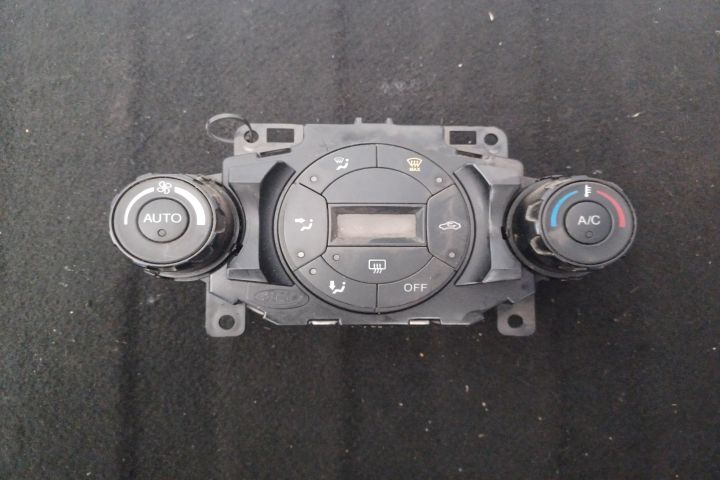 Comanda AC DMTRA-8A6T-18C612 DMTRA-8A6T-18C612 Ford Fiesta MK7 (facel