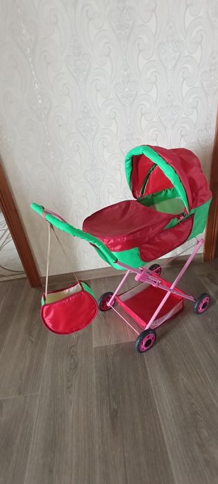 Коляска для куклы