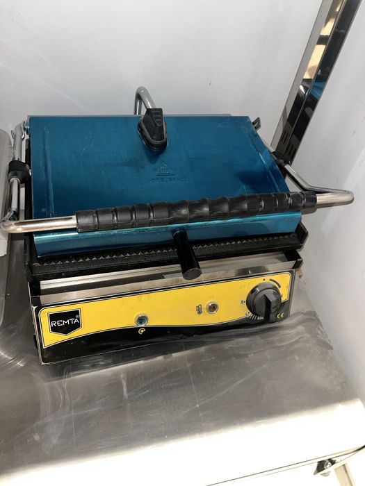 Электрогриль Remta