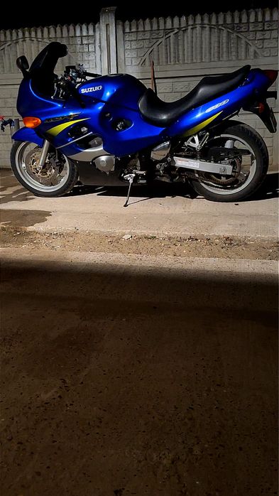 Motocicleta suzuki