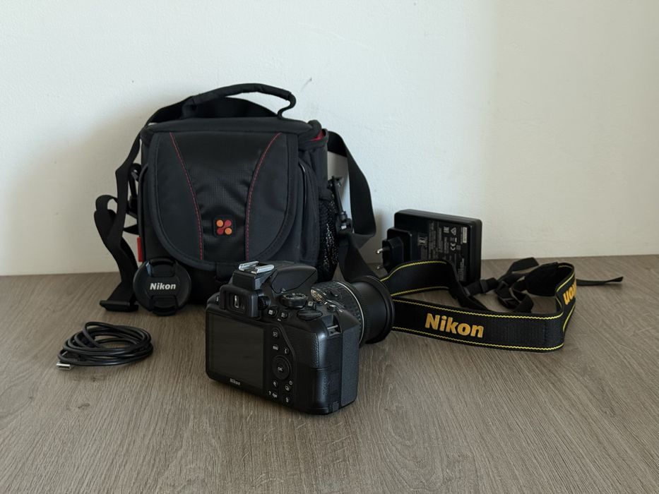 Aparat foto DSLR Nikon D3500 + obiectiv + accesorii
