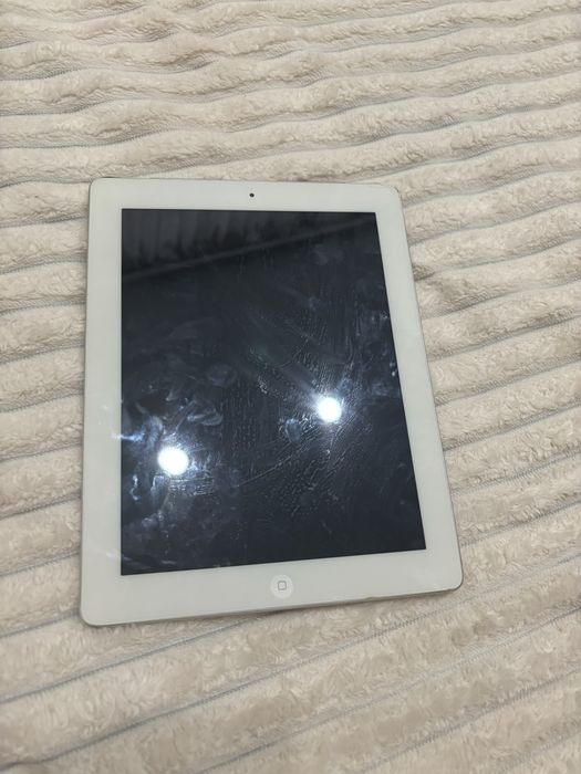 Продам iPad mini 4 и айпад 2