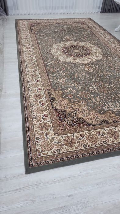 Турецкий Ковер в отличном состояний