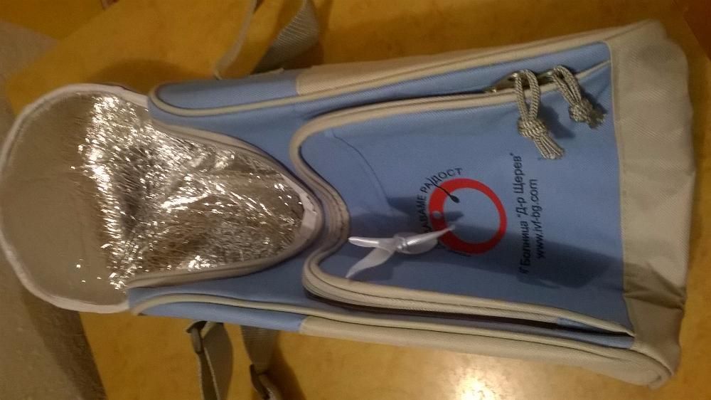 Продавам 3 броя термочанти за бебешки нужди намират се в София