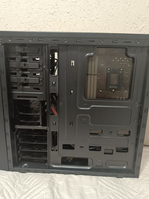 Геймърски компютър Intel i7, 16 Ram, Nvidia 6 GB