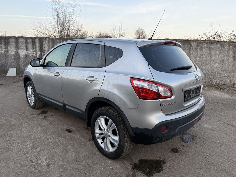 Nissan quashqai facelift 2012 1.5 dci usor avariat /lovit / tamponat