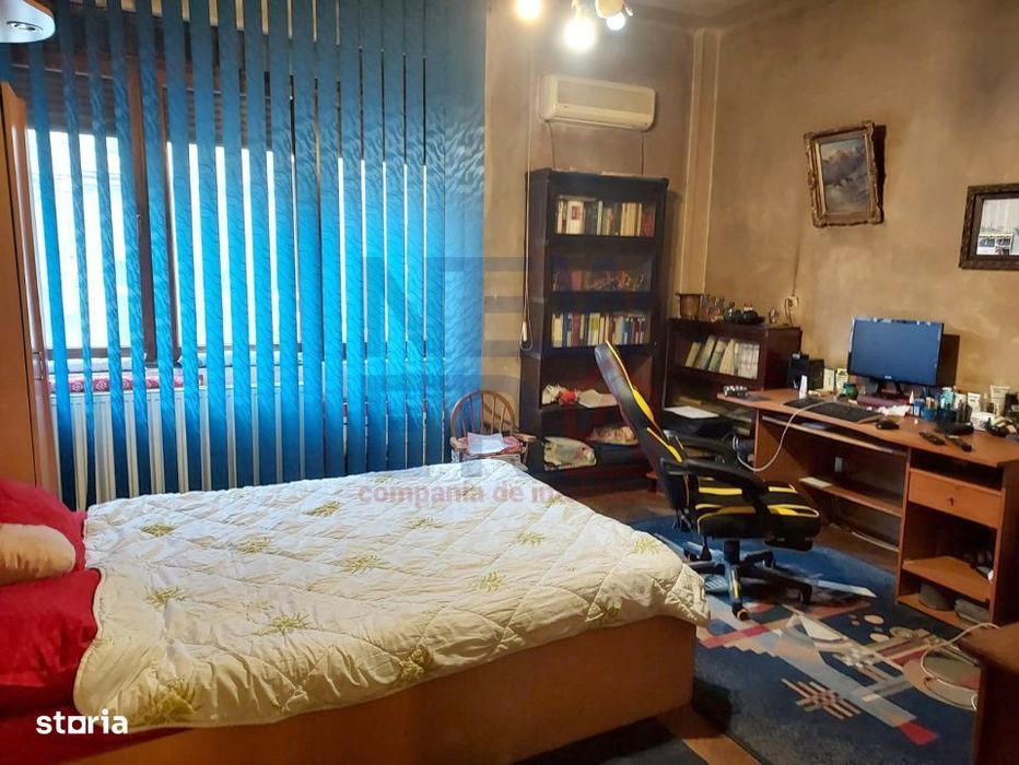 Proprietate deosebita intr-o casa interbelica, de vanzare in zona Unir