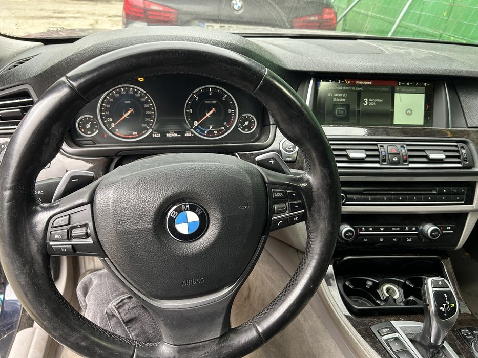 Faruri bmw bixenon bmw f10 f11 m pachet f10  trager