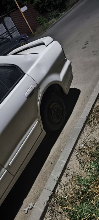Mitsubishi Galant 8