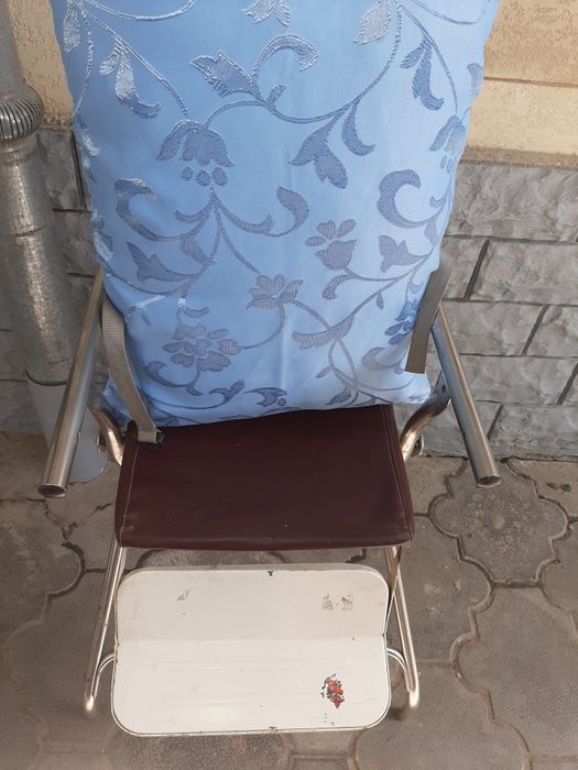 Бола овкатлантириш учун стулчик. Стульчик для кормления детей