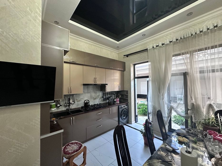 Юнусобод сайрамда 2,2 сотокли ховли сотилади