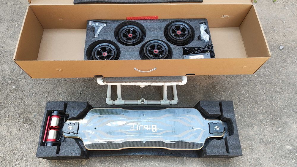 (Новый) электроскейтборд Bibuff UN38 All Terrain ждет хозяина