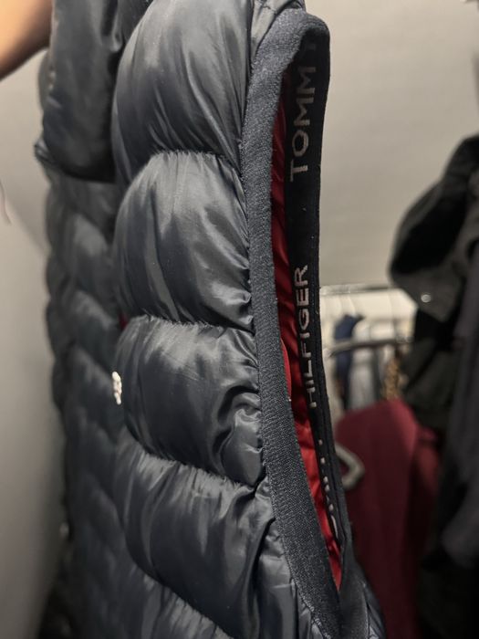 Haine de firma tommy boss , armani,