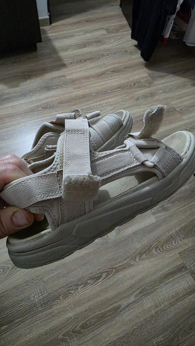 Sandale  H&M universale  nr 30