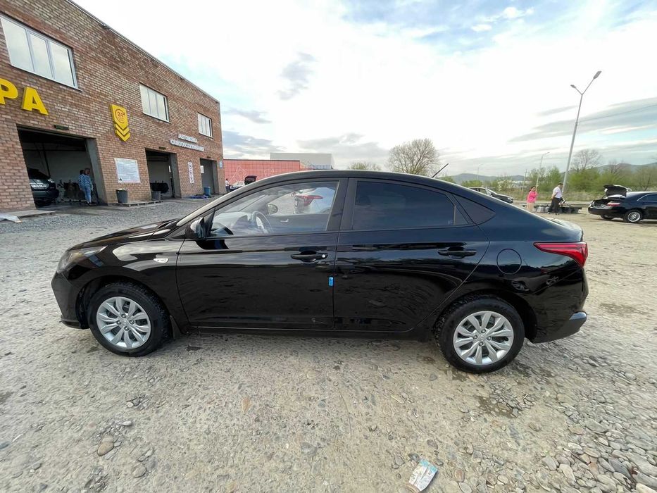 Авто в аренду для такси