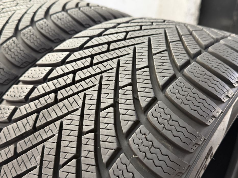 “Dot 24” 235/45/18 Pirelli 4Броя: 400€ 8мм