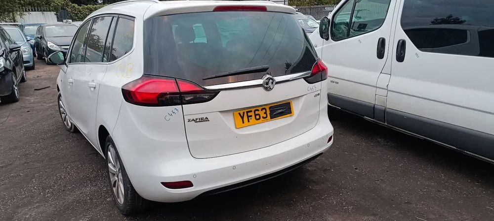 Dezmembrari / Dezmembrez Opel (Vauxhall) Zafira C A20DT cutie viteze manuală 5 trepte - myj cod culoare GAZ (40R)