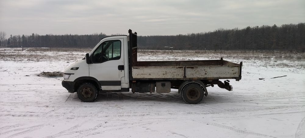 Iveco 35 c12 , basculabil