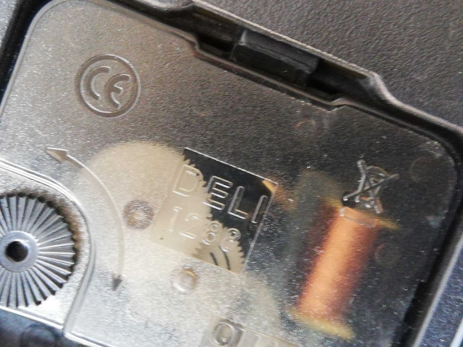 Ceas de perete austriac Twins, 25 cm, mecanism quartz premium Deli