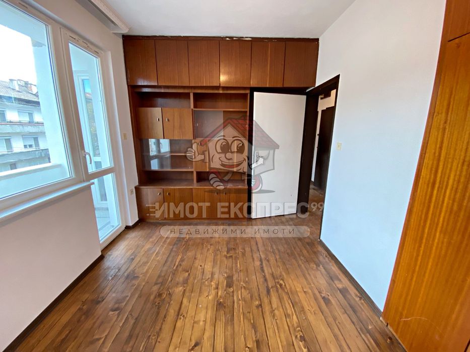 Дава се под наем Многостаен апартамент в Асеновград - 90 кв.м за 204 € - Снимка #4