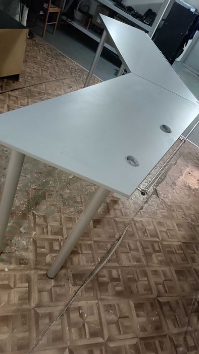 Стойка витрина для демо оборудования