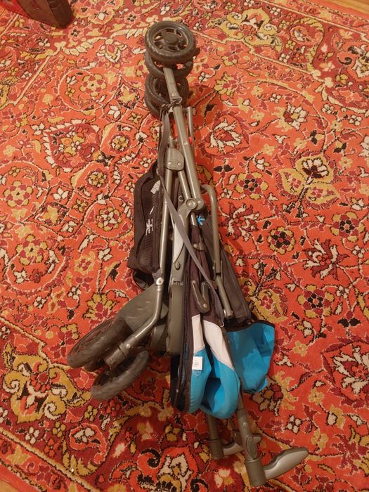 Коляска прогулочная