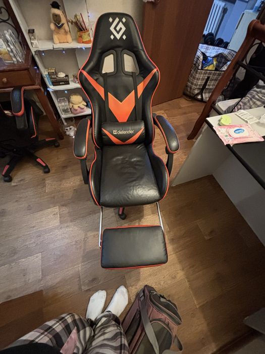 Продам игровое кресло