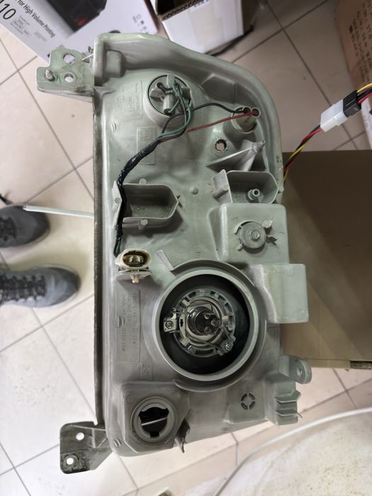 Фарове Suzuki Grand Vitara 1998-2005