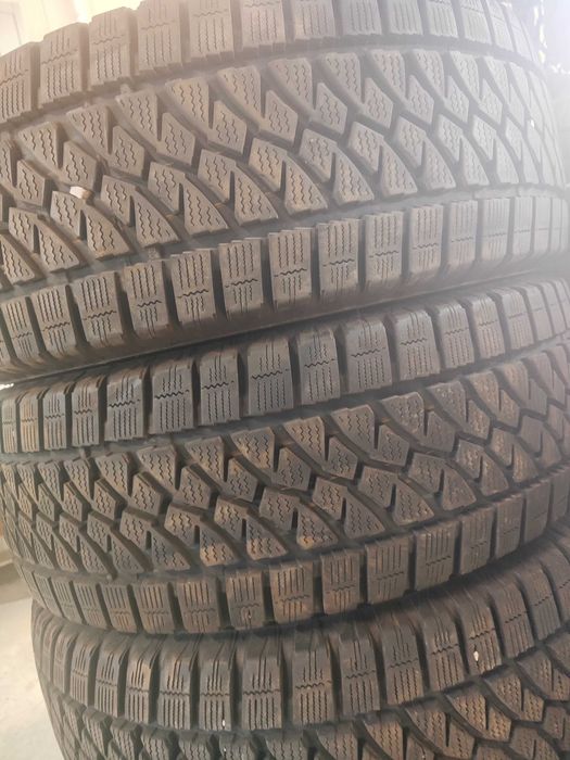 4бр.зимни гуми 235/65/16C Bridgestone