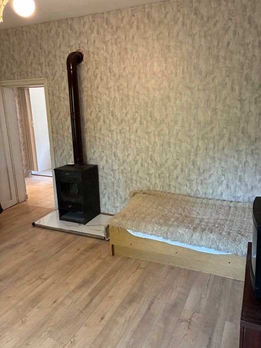 Продава се уютна къща на 25 км от София, в зеленина и спокойствие