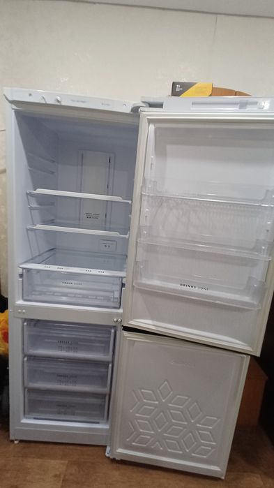 Продам холодильник