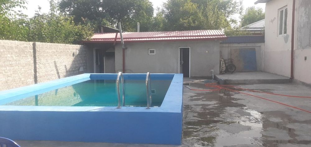 Продаётся  дом 6 соток Урток чирчик после работа 15 мин езды 5 ком