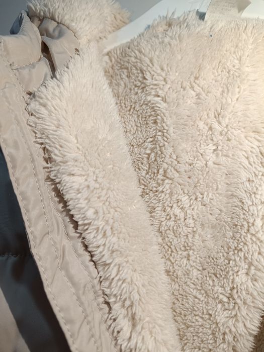 Космонавт и водоотблъскващи буйки