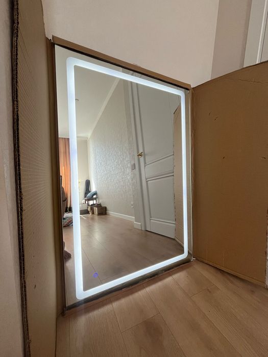 Продам новое Зеркало