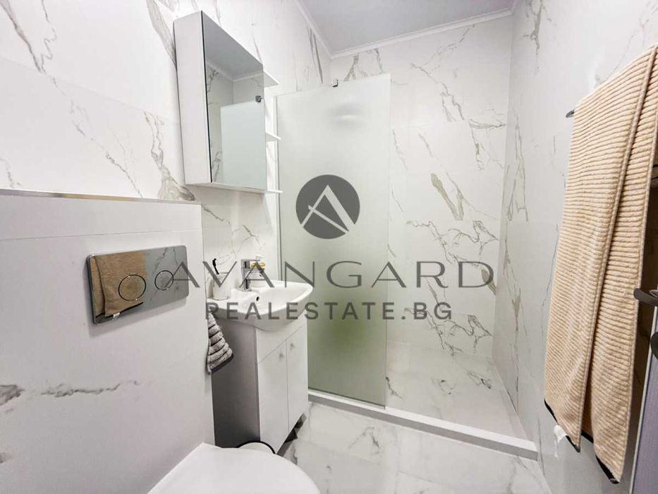 Продава се Тристаен апартамент в Пловдив, Христо Смирненски - 77 кв.м за 848 €/кв.м - Снимка #5
