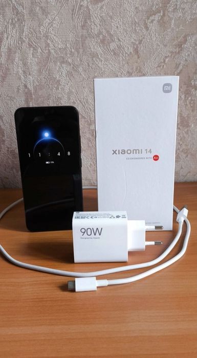 Продам смартфон Ксиоми 14 ультра
