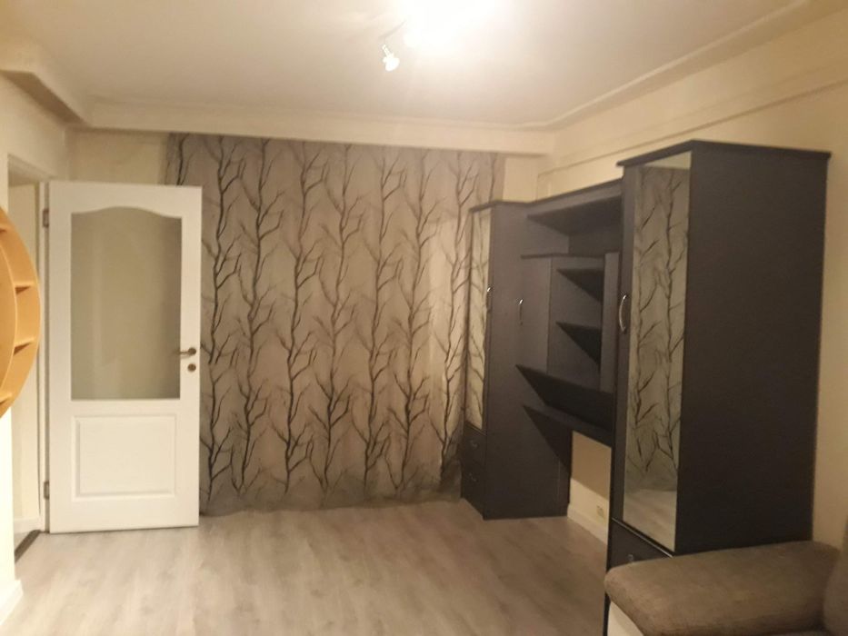 Persoana fizica Inchiriez 2 cam D