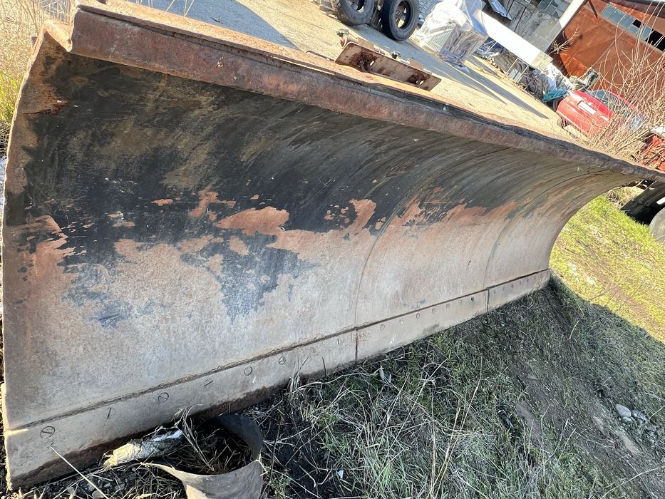 Lama, plug zapada, pietris, pamant —3,5 metri, electrohidraulica