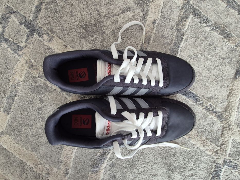 Adidasi Adidas Neo