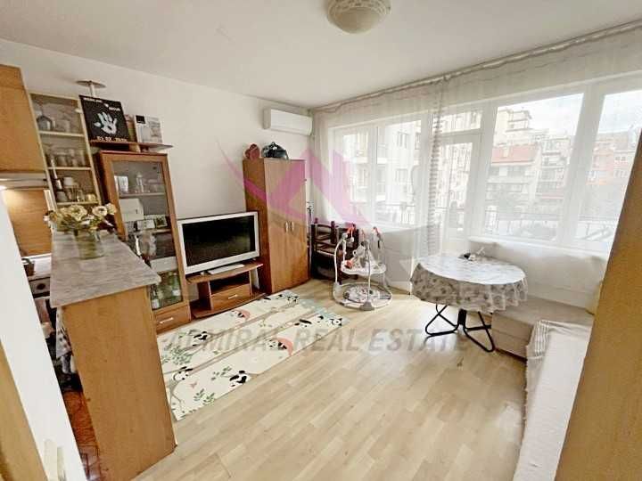 Супер Цена и Имот! Двустаен- Колхозен Пазар